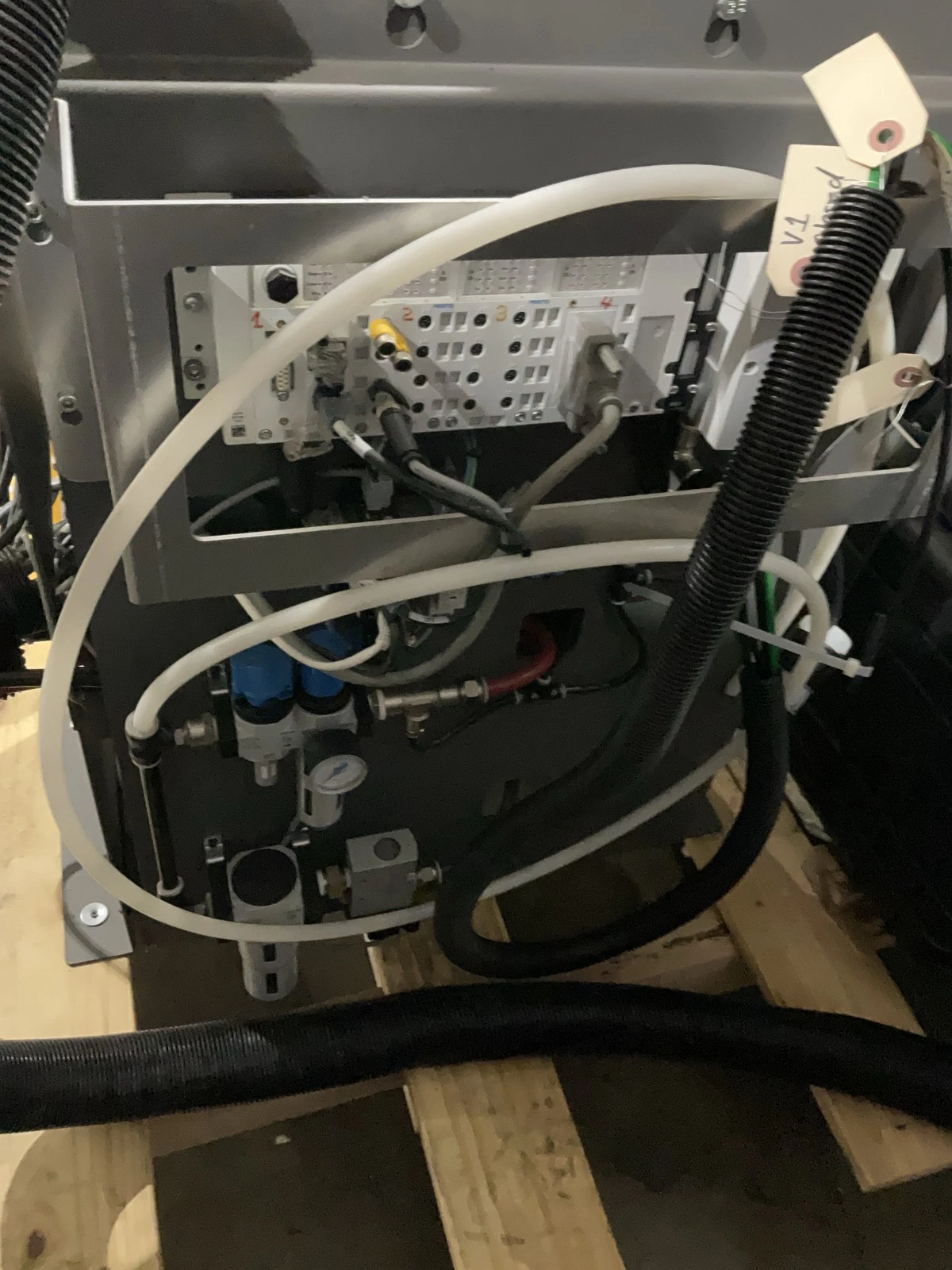 AWR VBX-260 Load & Go Machine Tending Cell with FANUC LR Mate 200iD/14L USED - Image 13