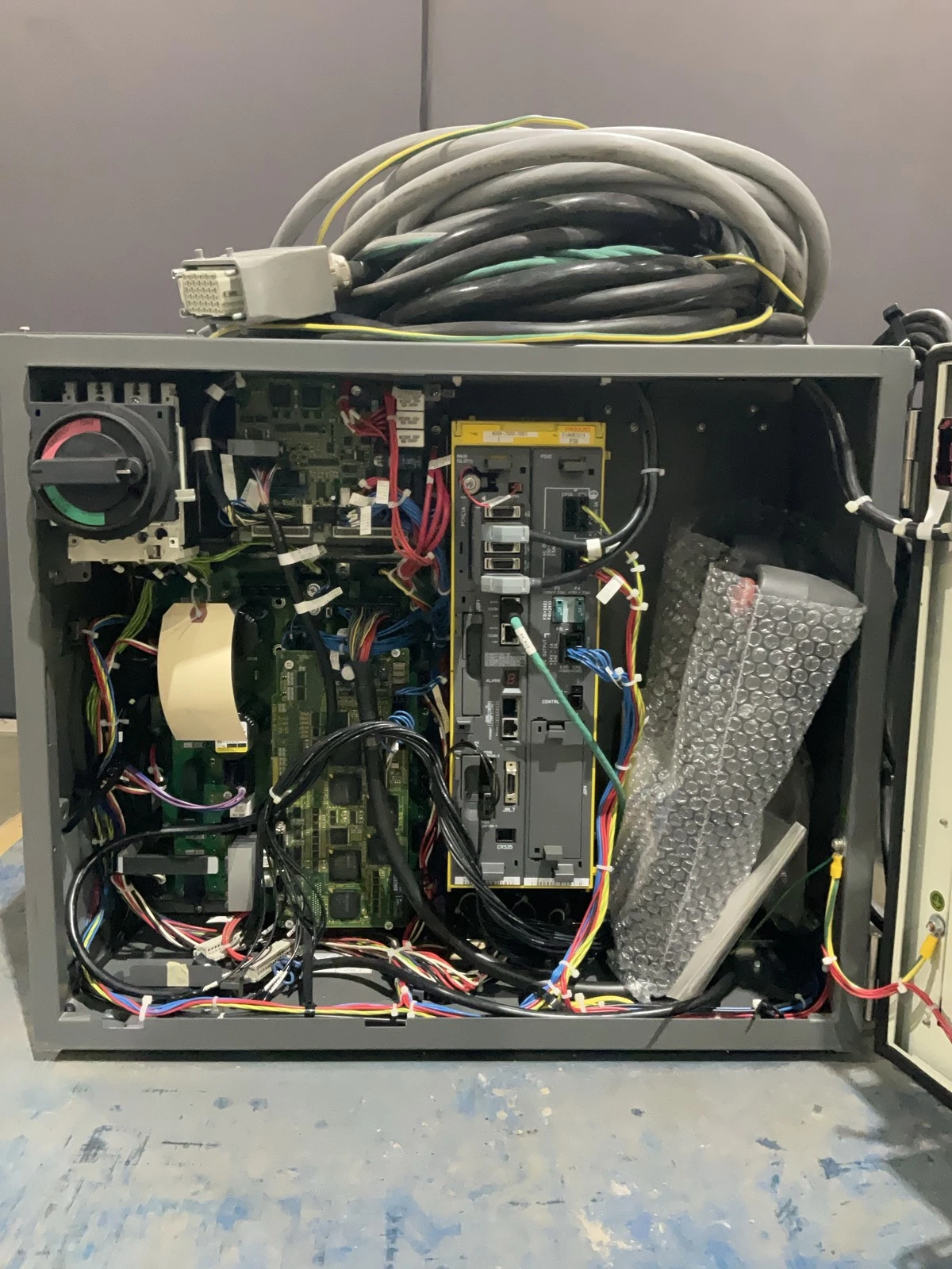 FANUC M-10iA/12 Complete with R-30iB Controller USED - Image 7