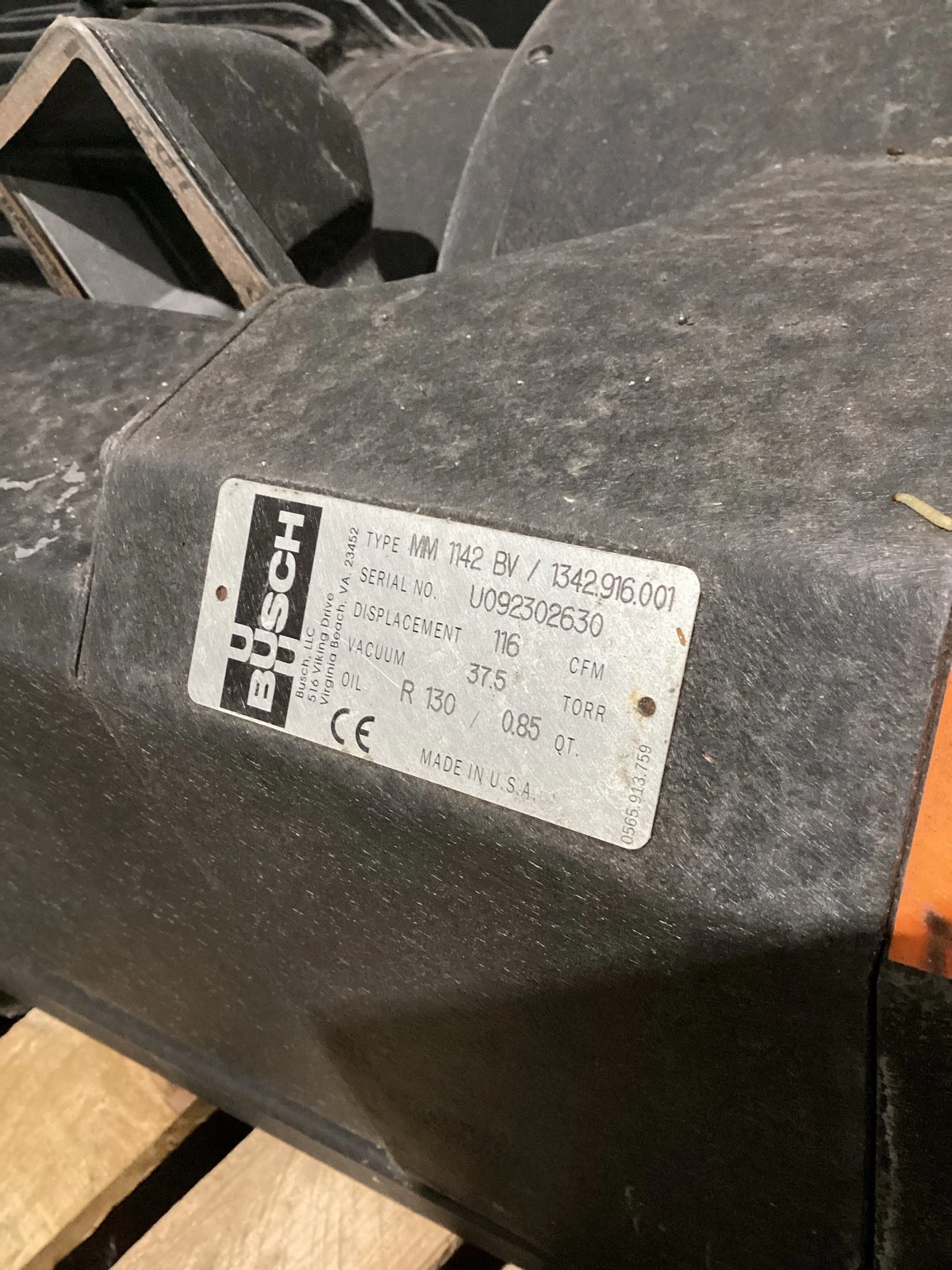 BUSCH MM 1142 BV Vacuum Pump USED - Image 3