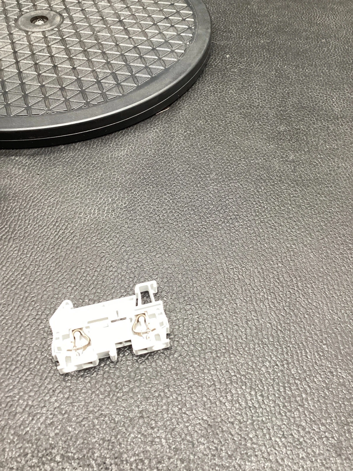SIEMENS 8WH2 000-0AG00 Feed-Through Terminal NEW (50-Pack) - Image 4