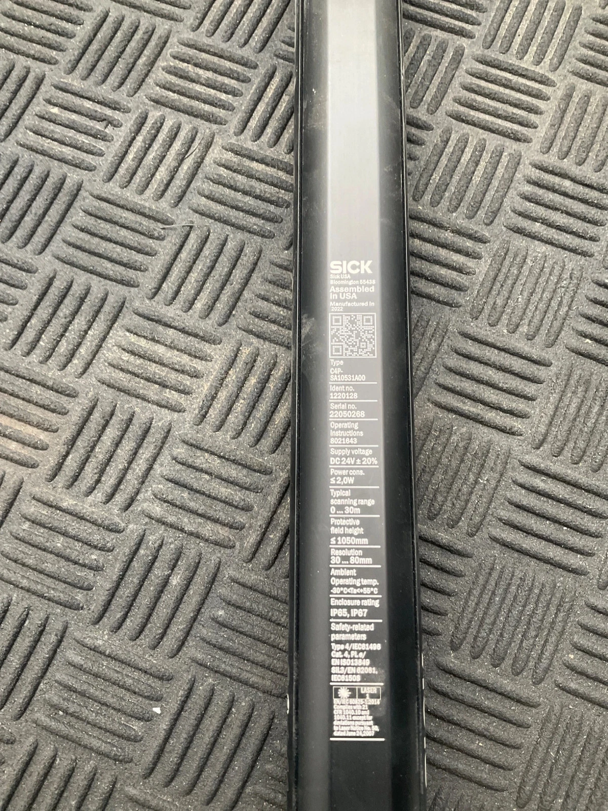 SICK C4P-SA10531A00 deTec4 Light Curtain Emitter (1050mm) USED - Image 5
