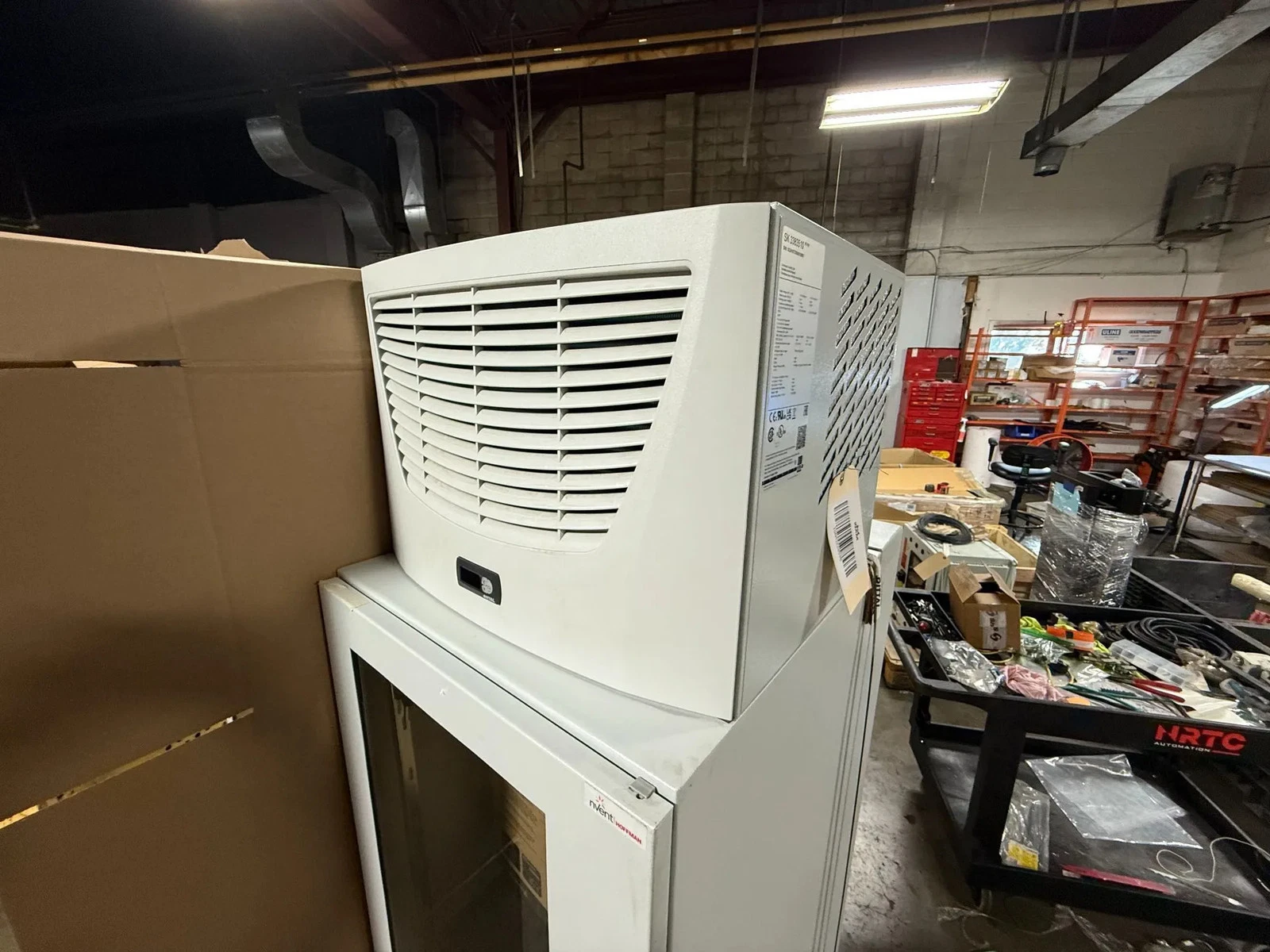 NVENT PTHW482430G2 Enclosure w/ RITTAL SK3383510 Cooler & APC BR1500G UPS NEW - Image 2