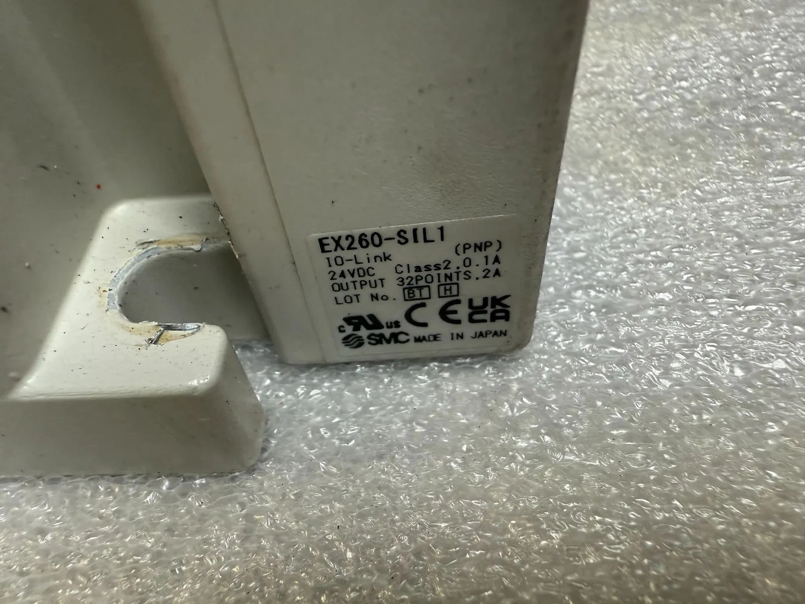 SMC VV5QC51-1204TSKAN Pneumatic Valve Manifold IO-Link USED - Image 3