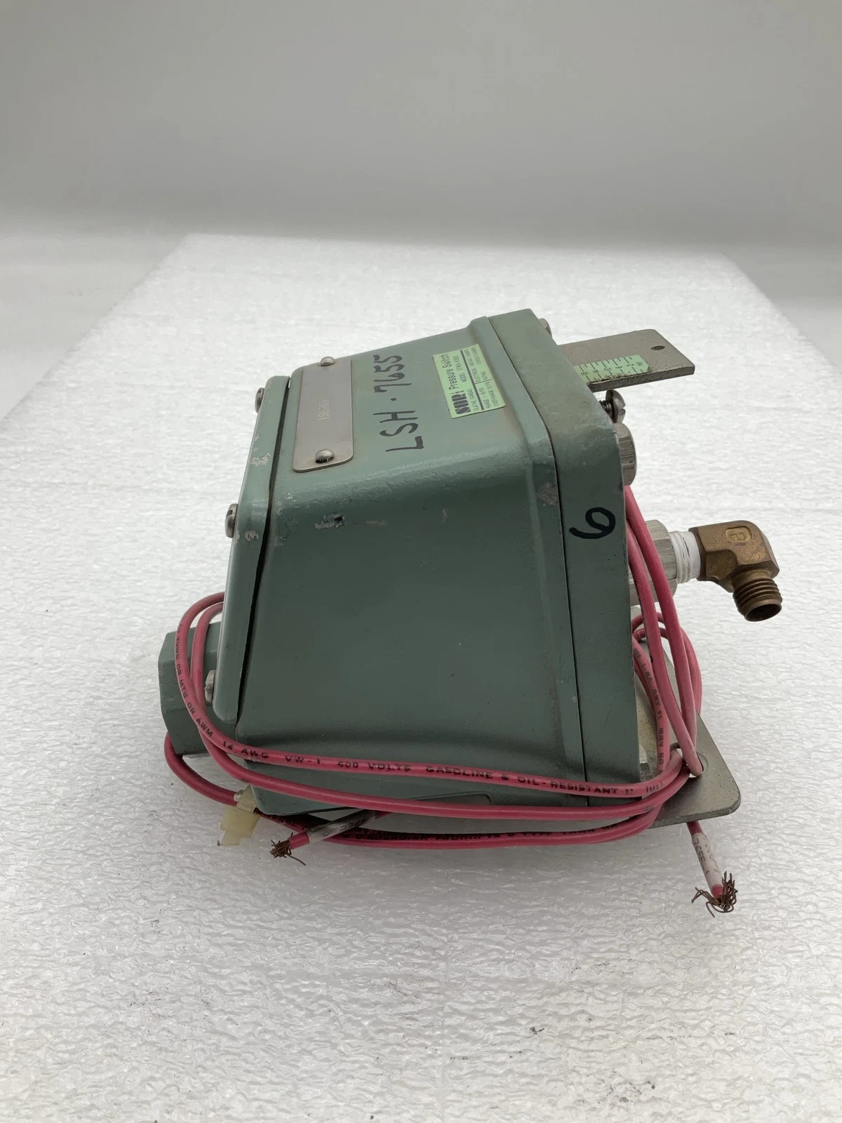 SOR 37WA-KS83 Pressure Switch USED - Image 5
