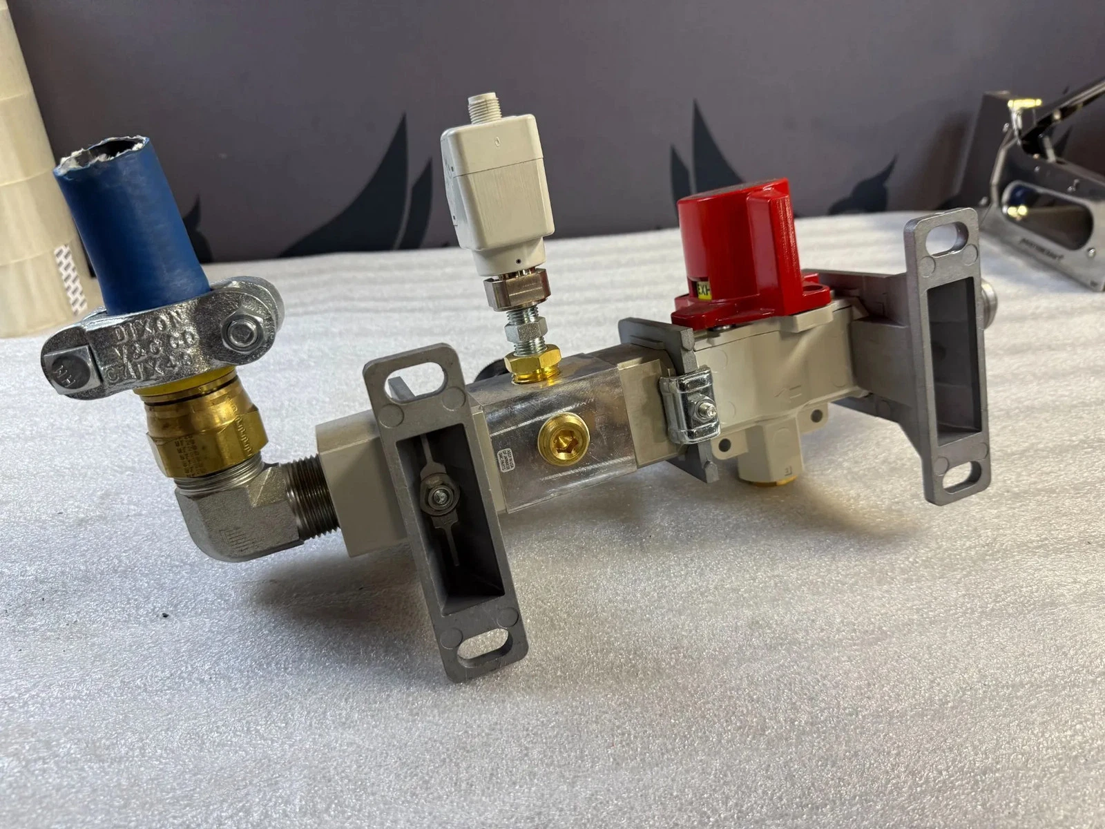 SMC VHS50-10N-X30 Pneumatic Safety Shut-Off Valve Assembly USED - Image 6
