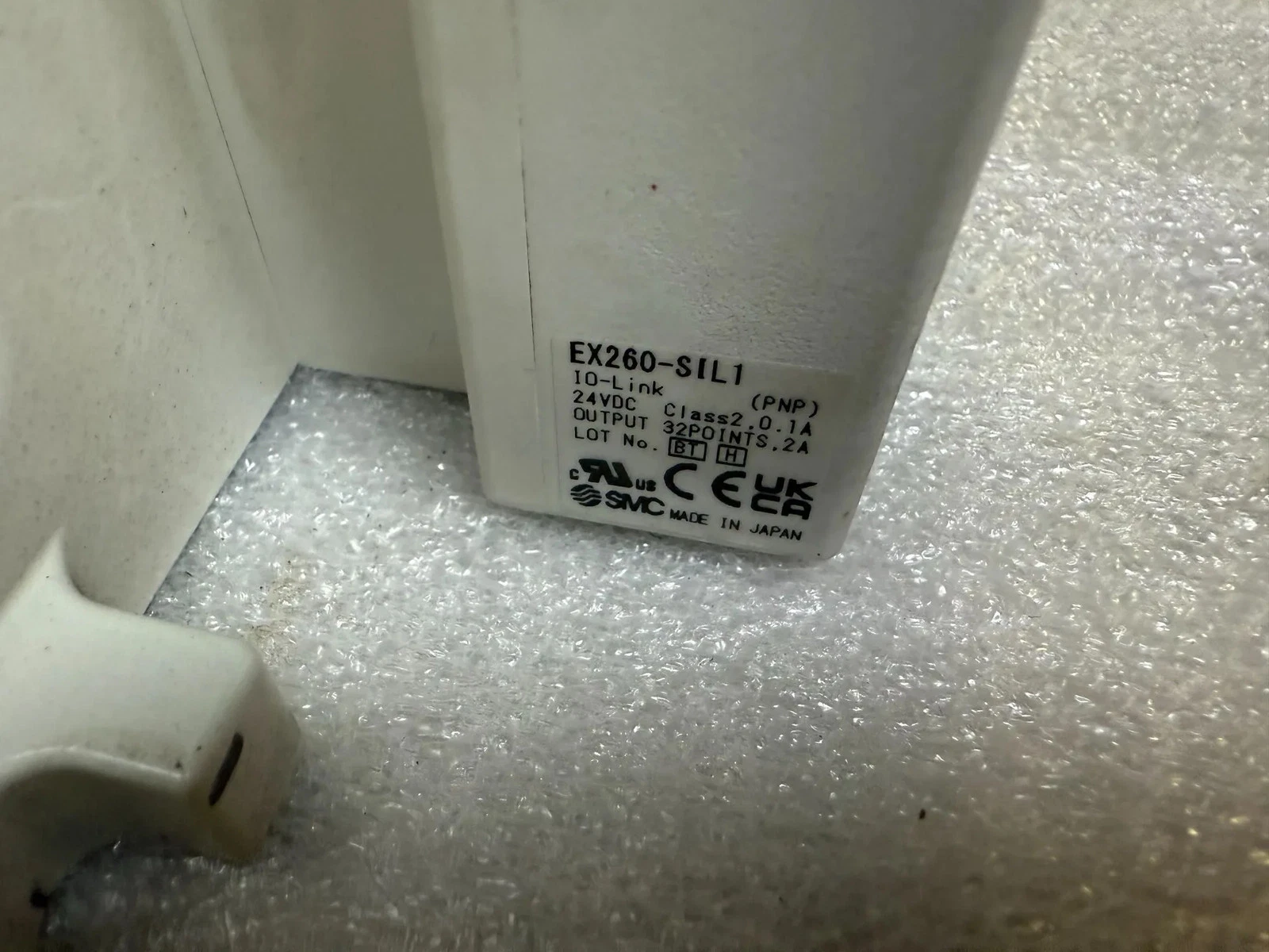 SMC VV5QC41-1203TSKAN Pneumatic Valve Manifold Assembly USED - Image 5