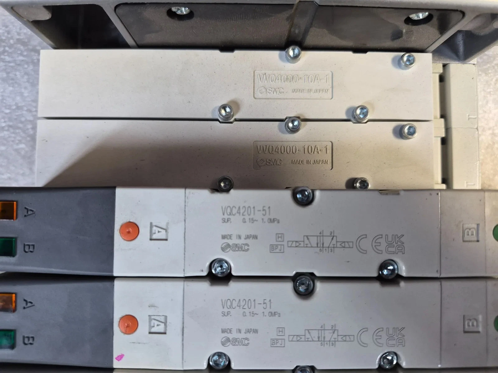 SMC VV5QC41-0703TSKAN Pneumatic Valve Manifold IO-Link USED - Image 3