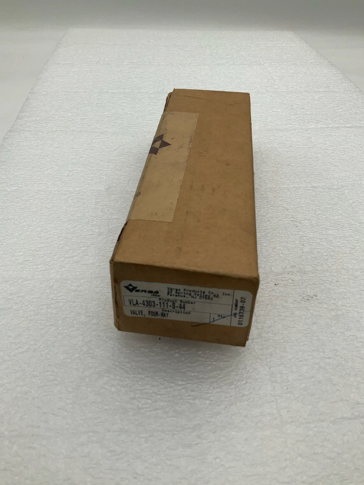 VERSA VLA-4303-111-S-44 Four-Way Pneumatic Valve NEW - Image 4