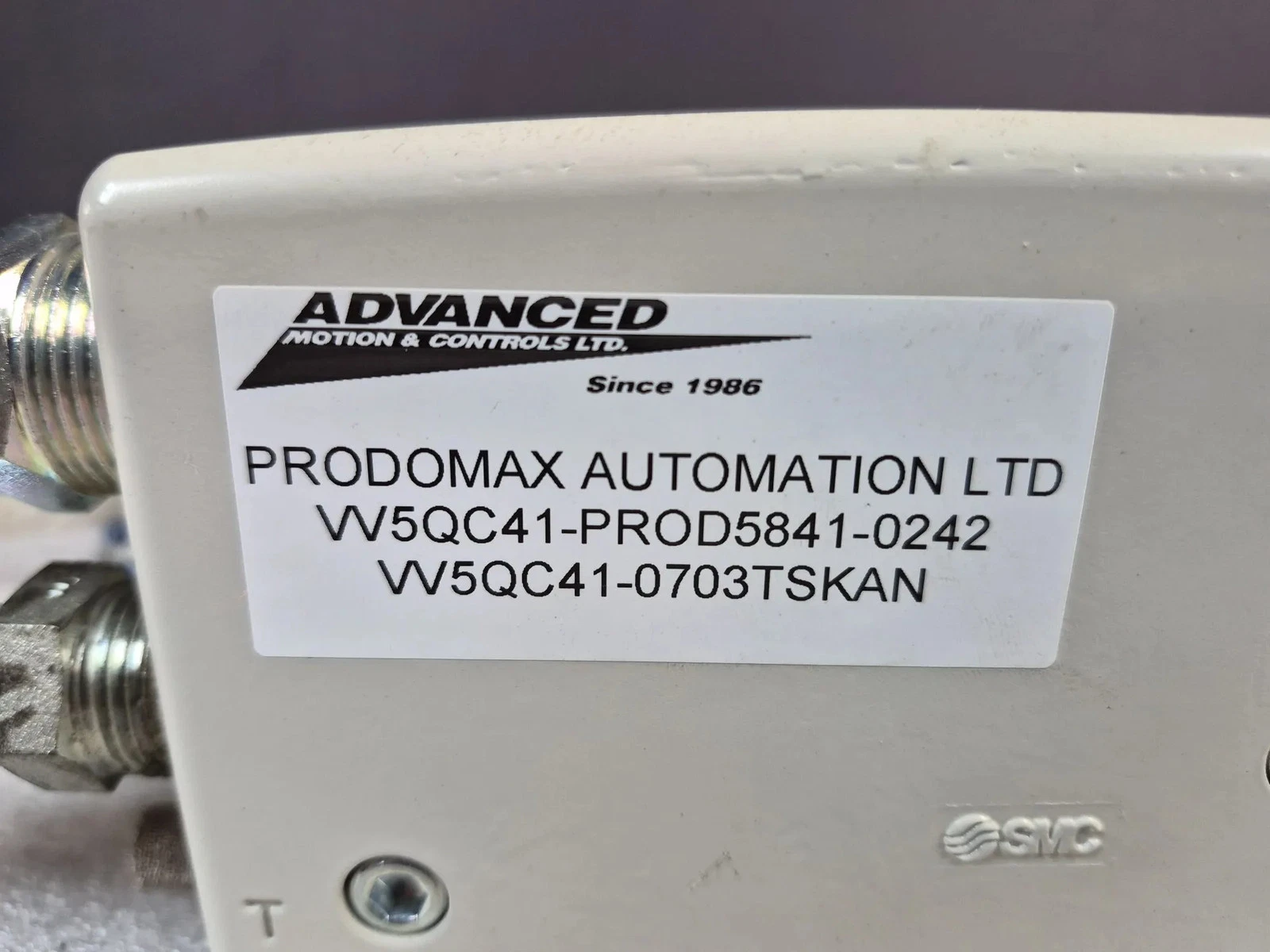 SMC VV5QC41-0703TSKAN Pneumatic Valve Manifold IO-Link USED - Image 4