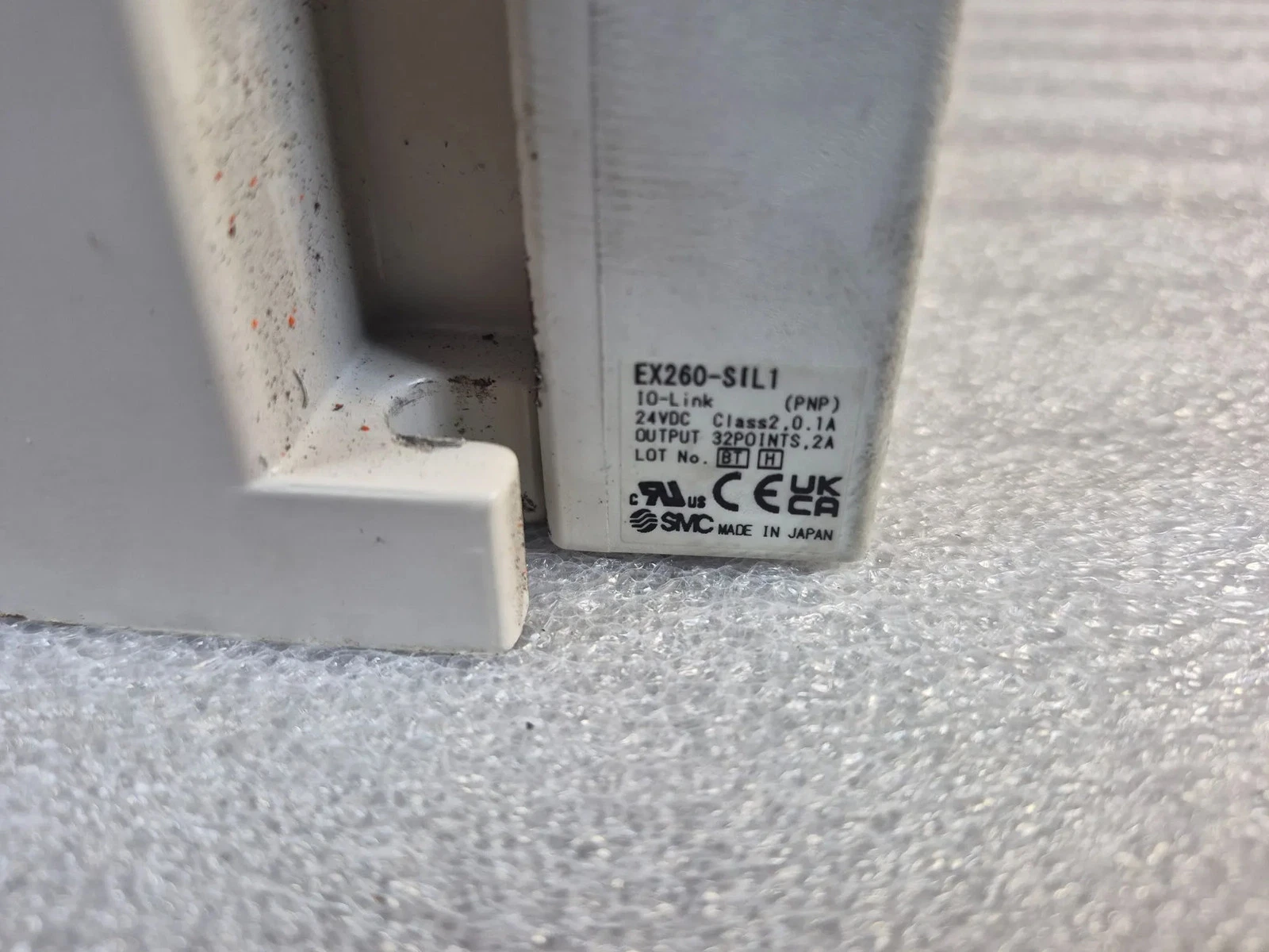 SMC VV5QC51-1204TSKAN Pneumatic Valve Manifold IO-Link USED - Image 6