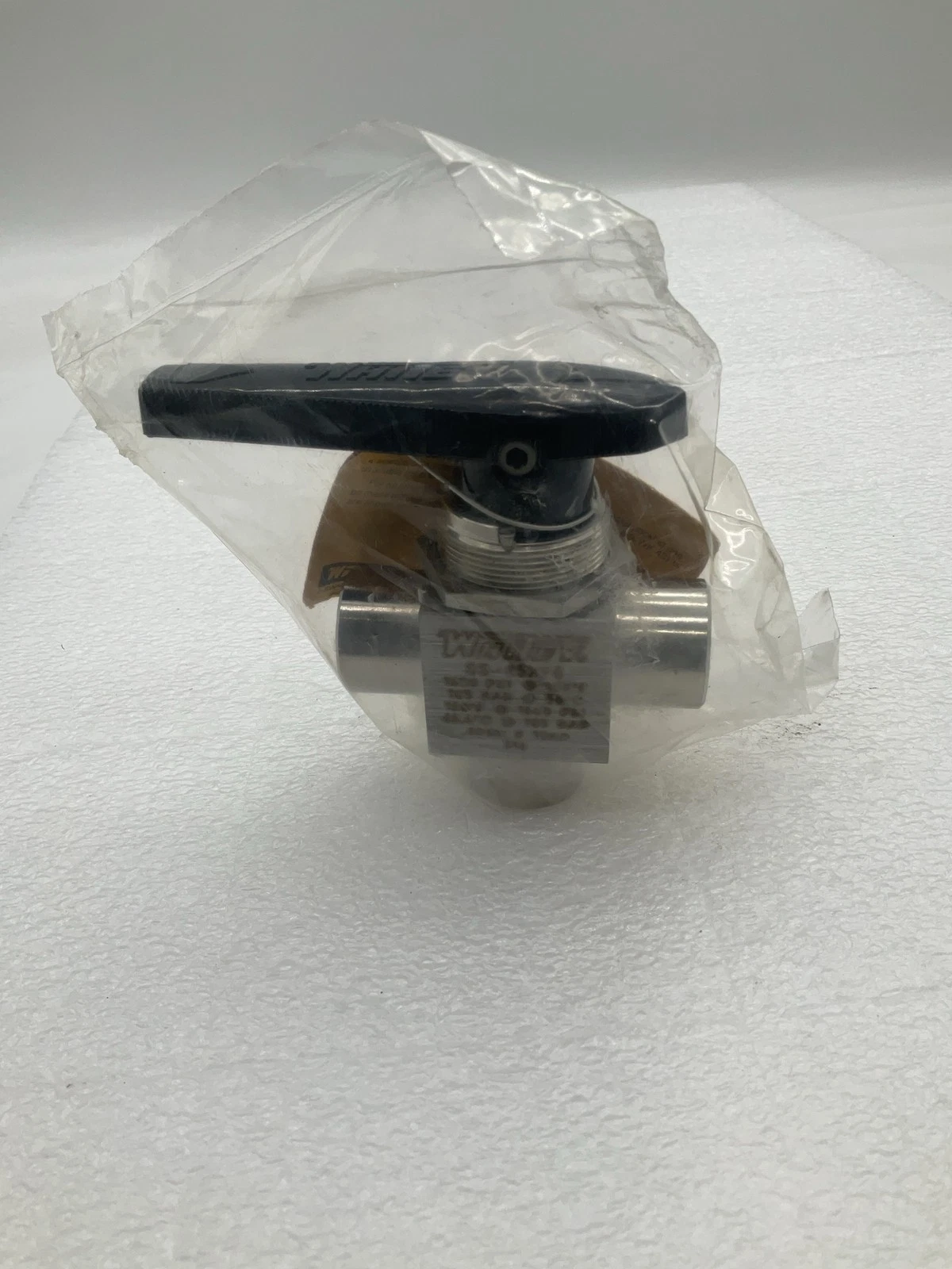 WHITEY SS-45XF8 Ball Valve NEW - Image 2