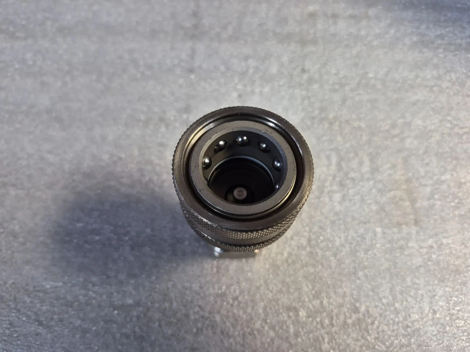 PARKER SH4-62 Hydraulic Quick Coupler 3/8" Female NEW (4-Pack) - Image 3
