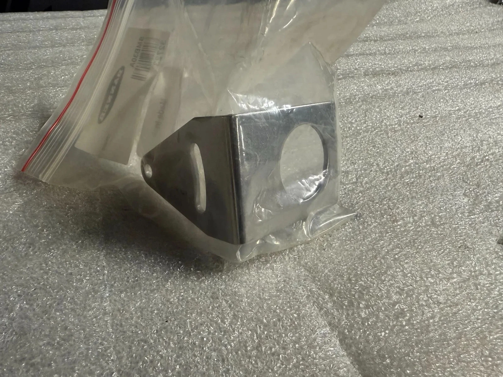 BANNER SMB30A Right-Angle Mounting Bracket 32723 NEW - Image 3