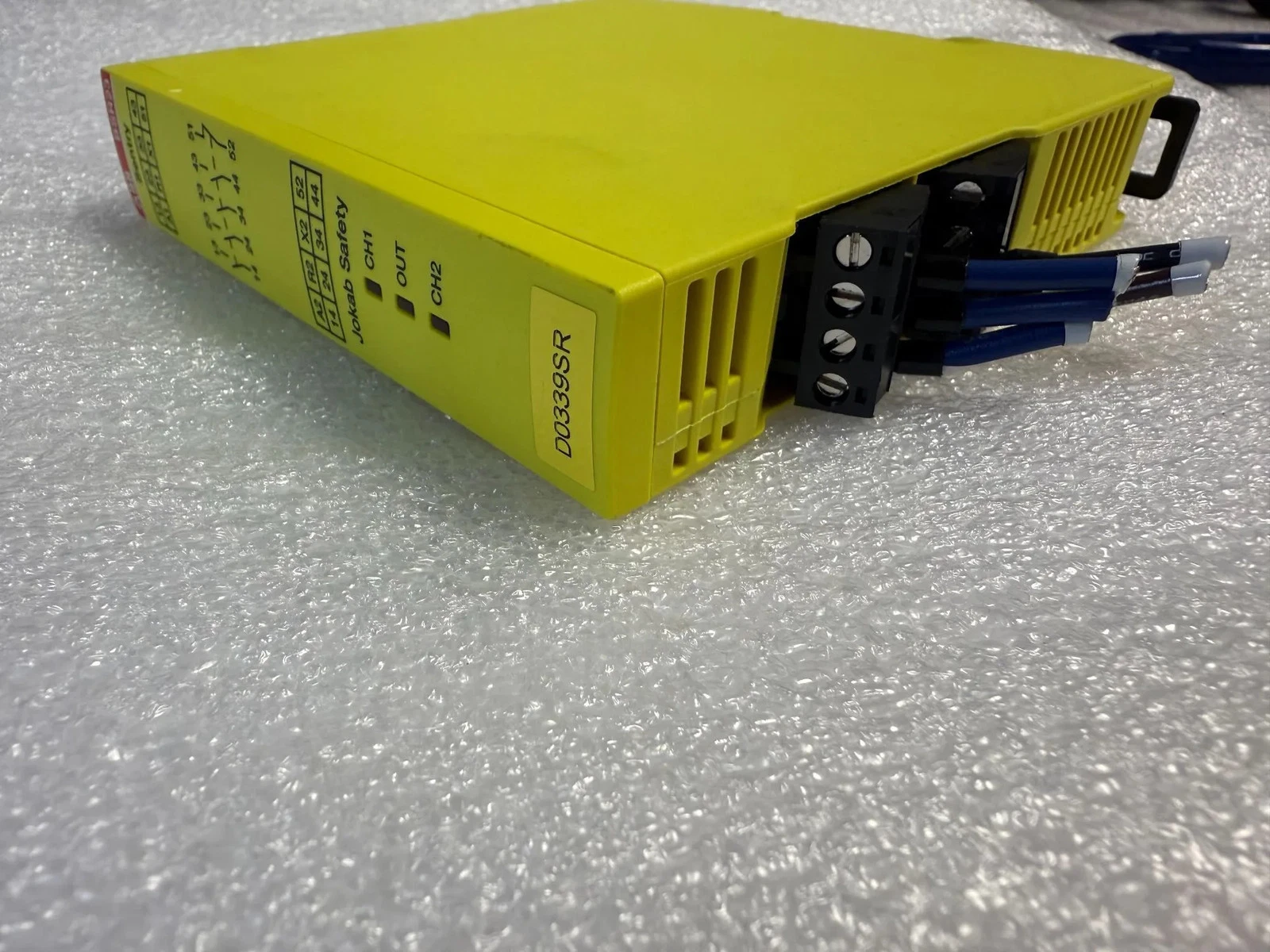 ABB 2TLA010041R0600 Sentry BSR23 Safety Relay USED - Image 2