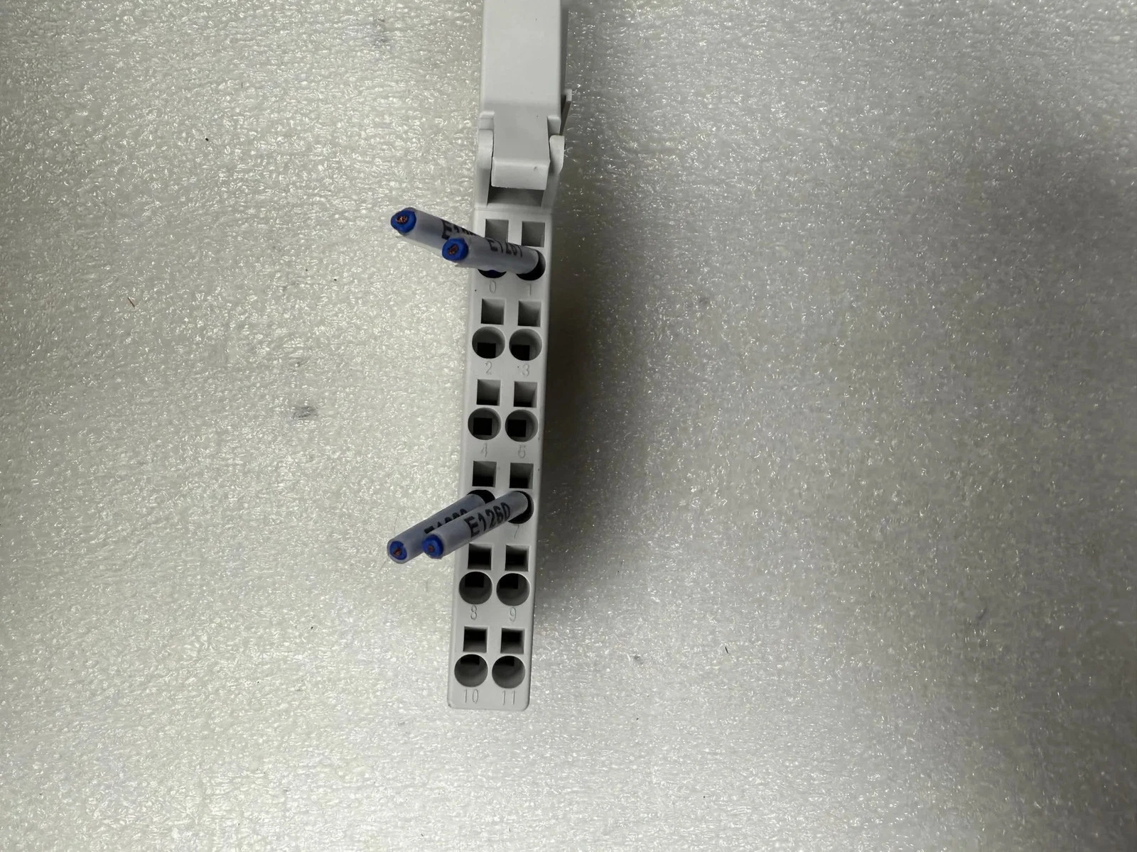 ALLEN BRADLEY 1734-TOP3S 12-Point I/O Terminal Base USED - Image 4