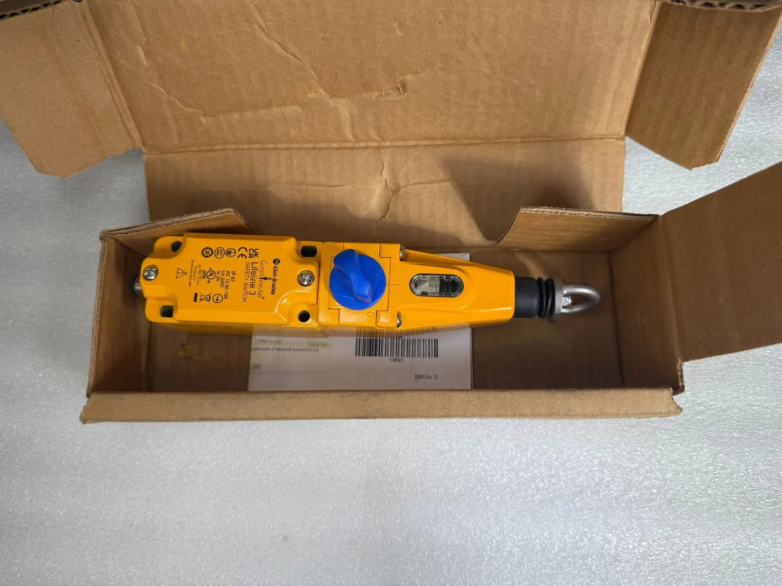 ALLEN BRADLEY 440E-D2NNNYS Guardmaster Lifeline 3 Rope Pull Switch NEW - Image 3
