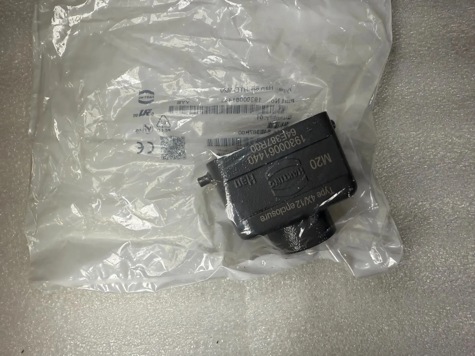 HARTING 19300061440 Han 6B-HTE-M20 Connector Hood NEW - Image 3