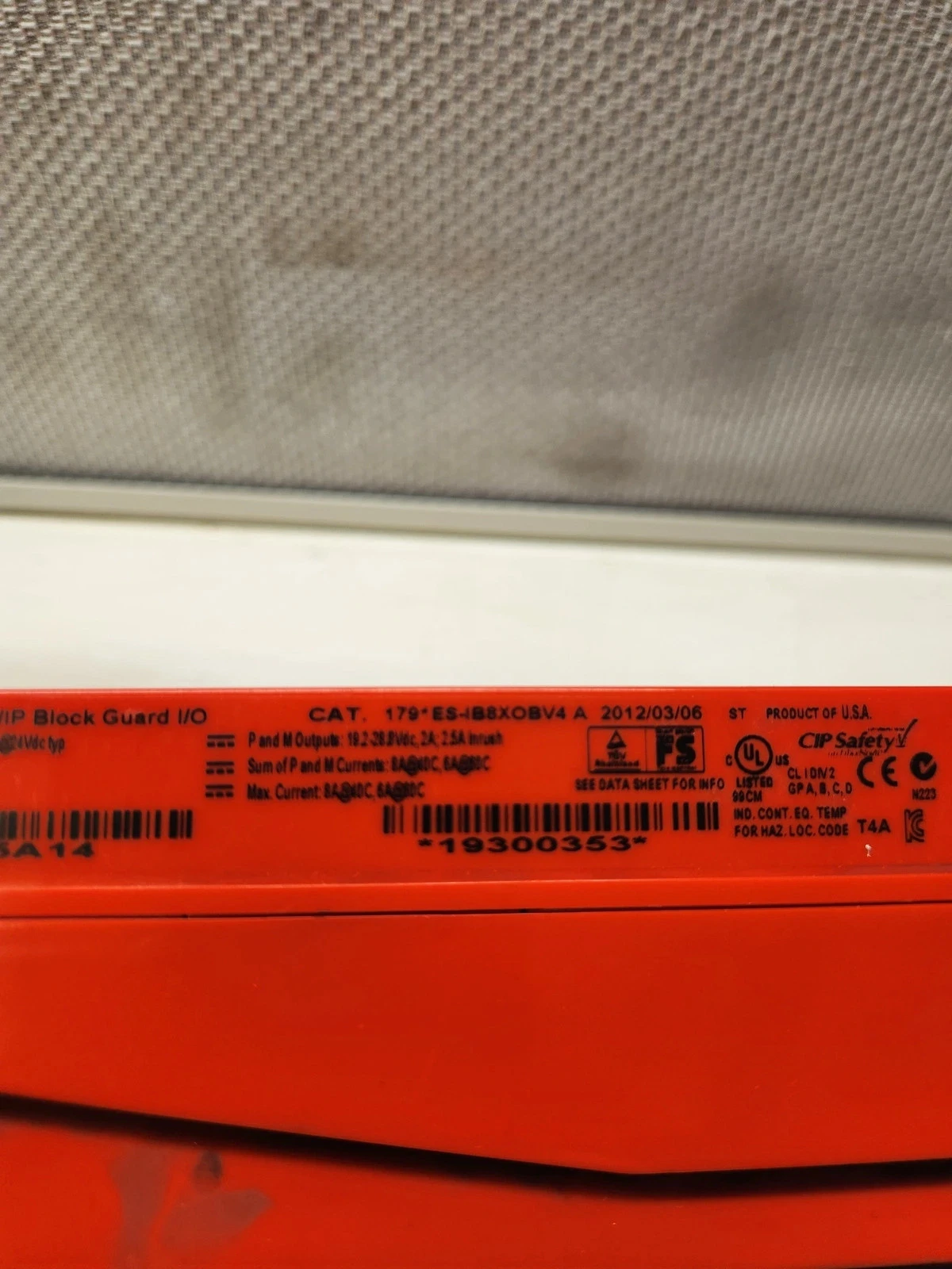ALLEN BRADLEY CompactBlock Guard I/O 1791ES-IB8XOBV4/A used - Image 2