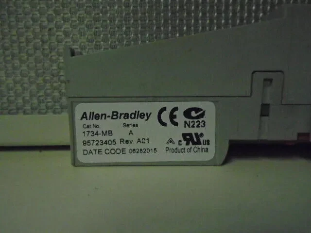 ALLEN BRADLEY 1734-MB POINT I/O Mounting Base USED - Image 2