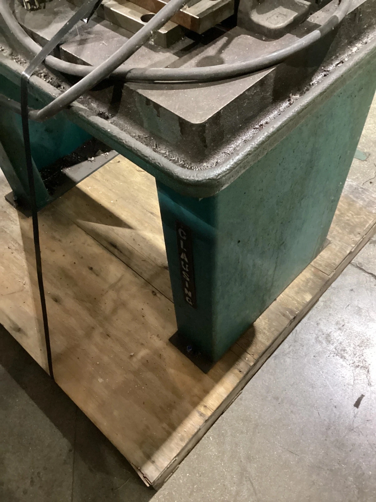 Clausing 2284 Variable Speed Vertical Drill Press 250-2000 RPM USED - Image 6