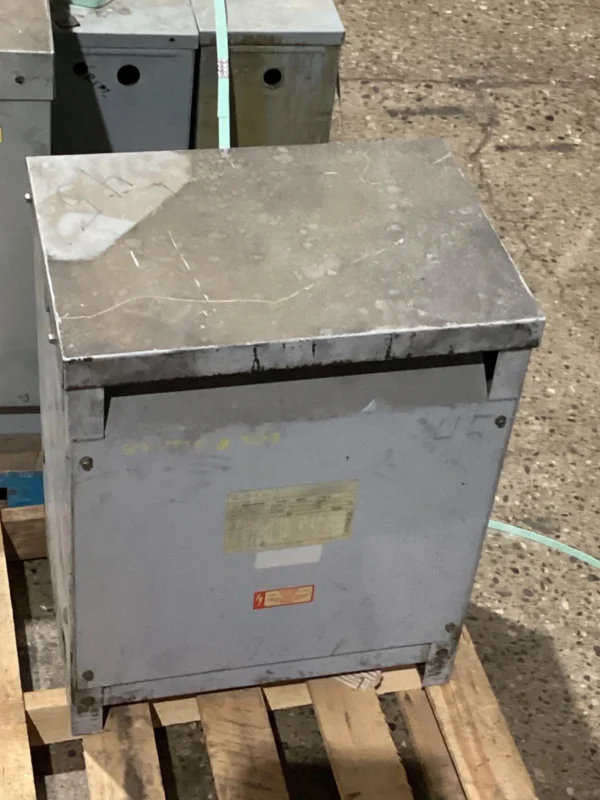 CHALLENGER T015-DDG CONTROL TRANSFORMER USED