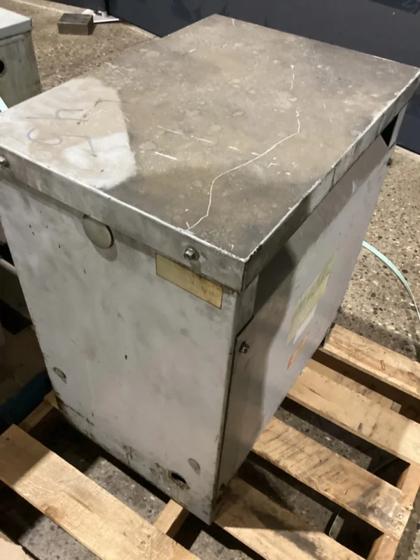 CHALLENGER T015-DDG CONTROL TRANSFORMER USED - Image 2
