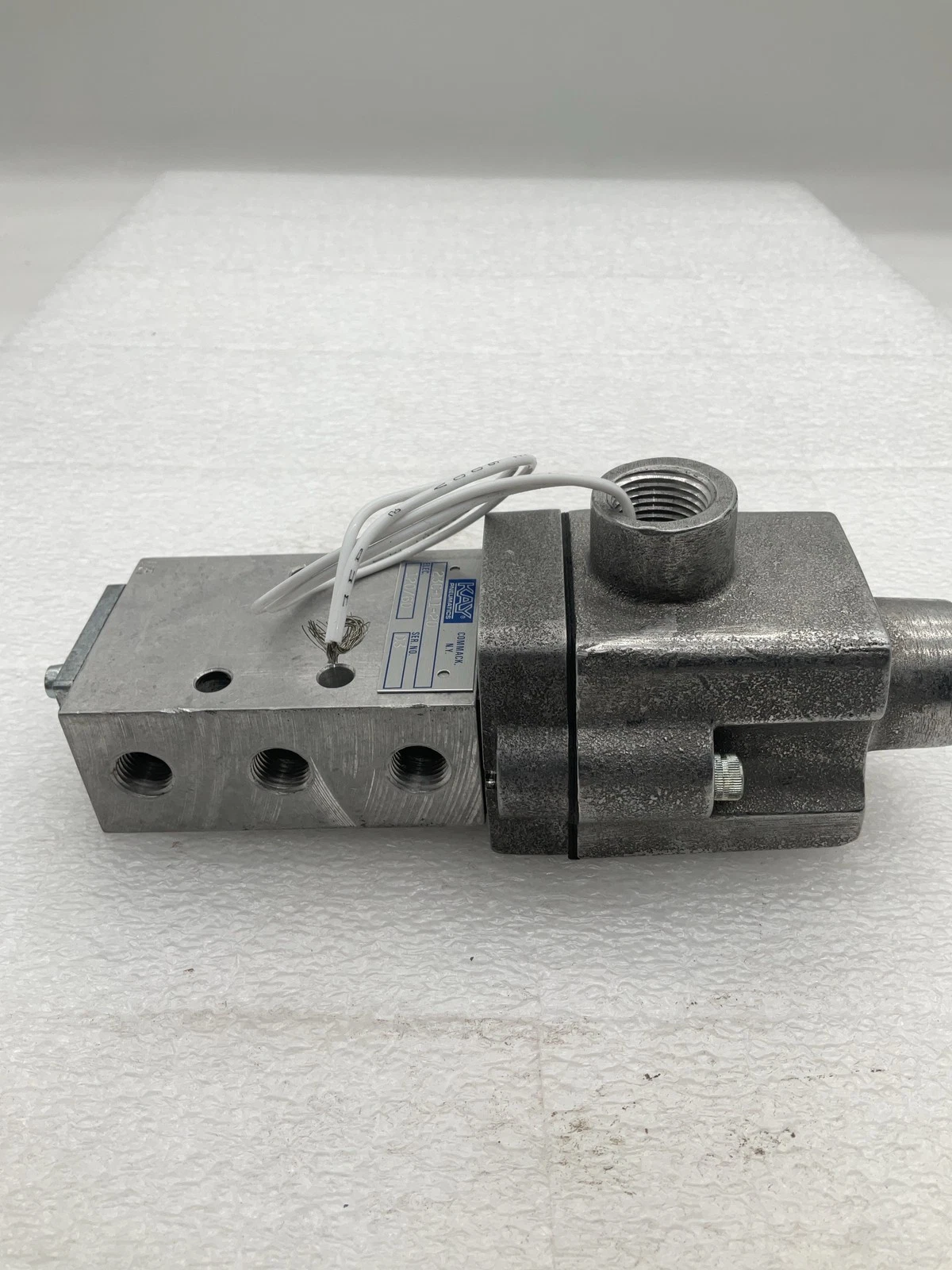 KAY Pneumatics 23C-11-20 Pneumatic Solenoid Valve NEW - Image 3