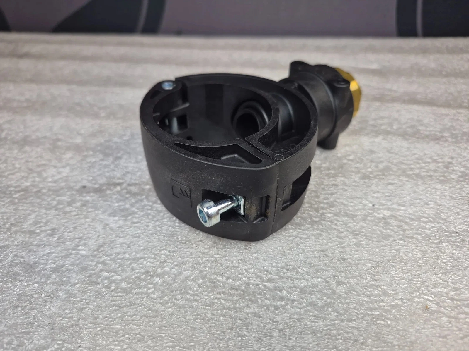 Parker RA68 50N04 Transair 50mm x 1/2" NPT Branch Adapter NEW - Image 2