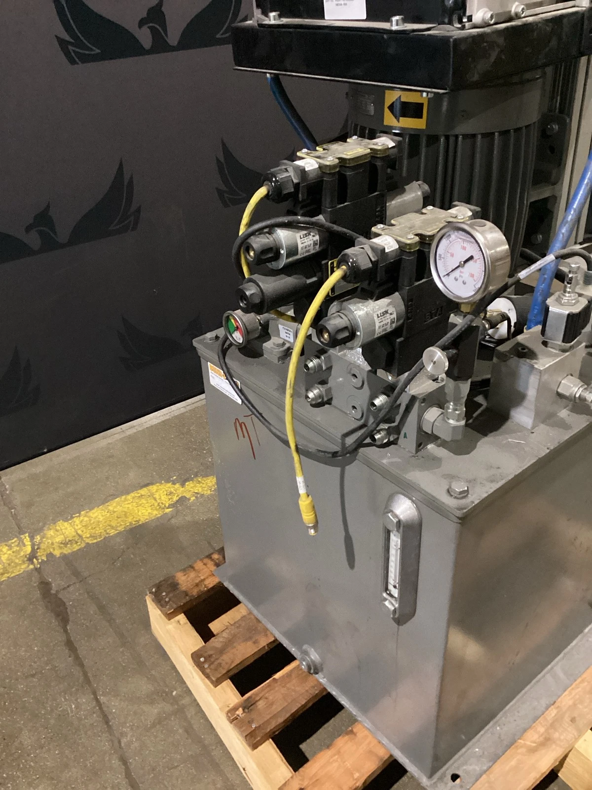 Bond Fluidaire BPU-102512-1 5 HP Hydraulic Power Unit USED - Image 2