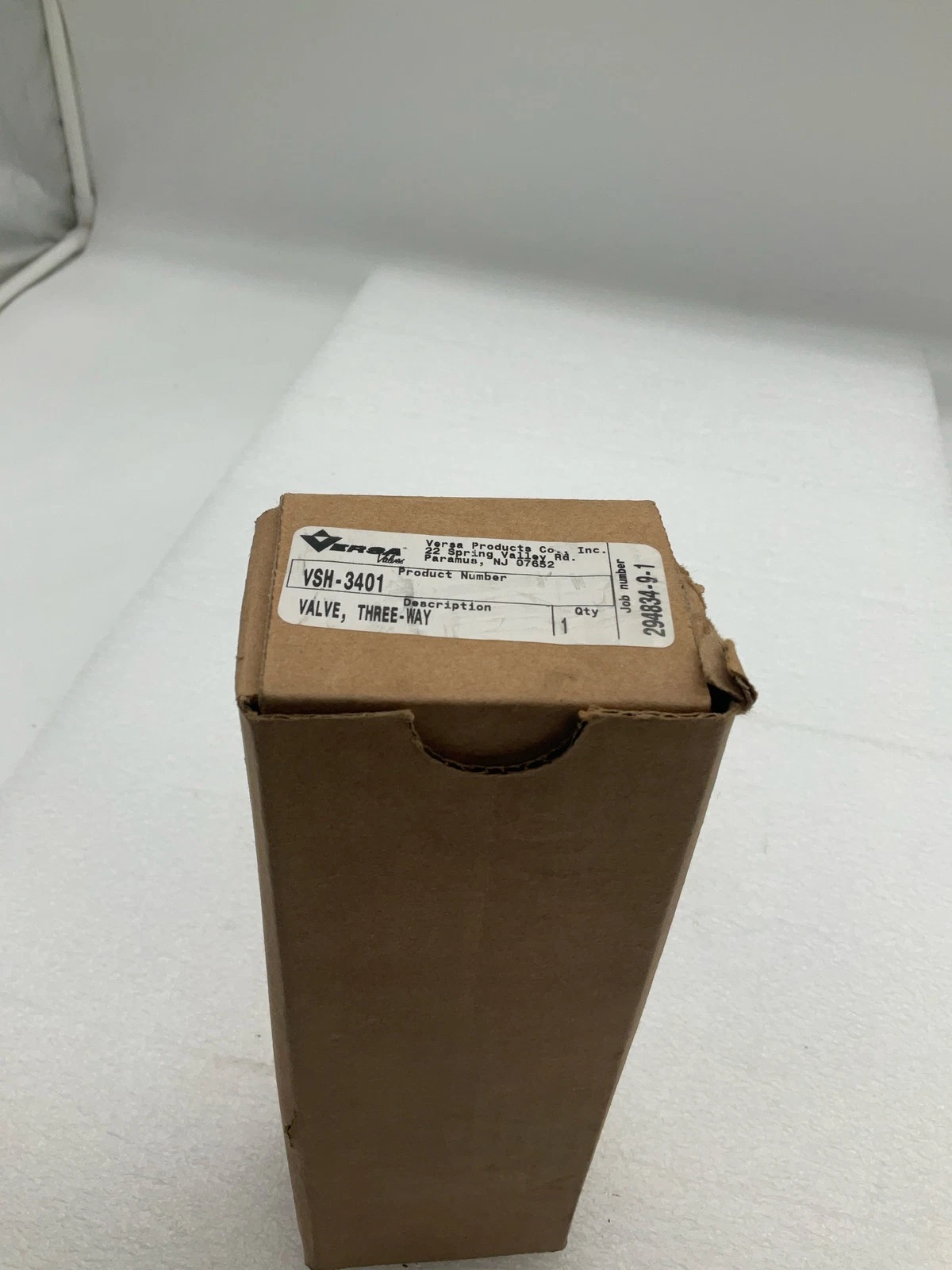VERSA VSH-3401 Three-Way Pneumatic Valve NEW - Image 4