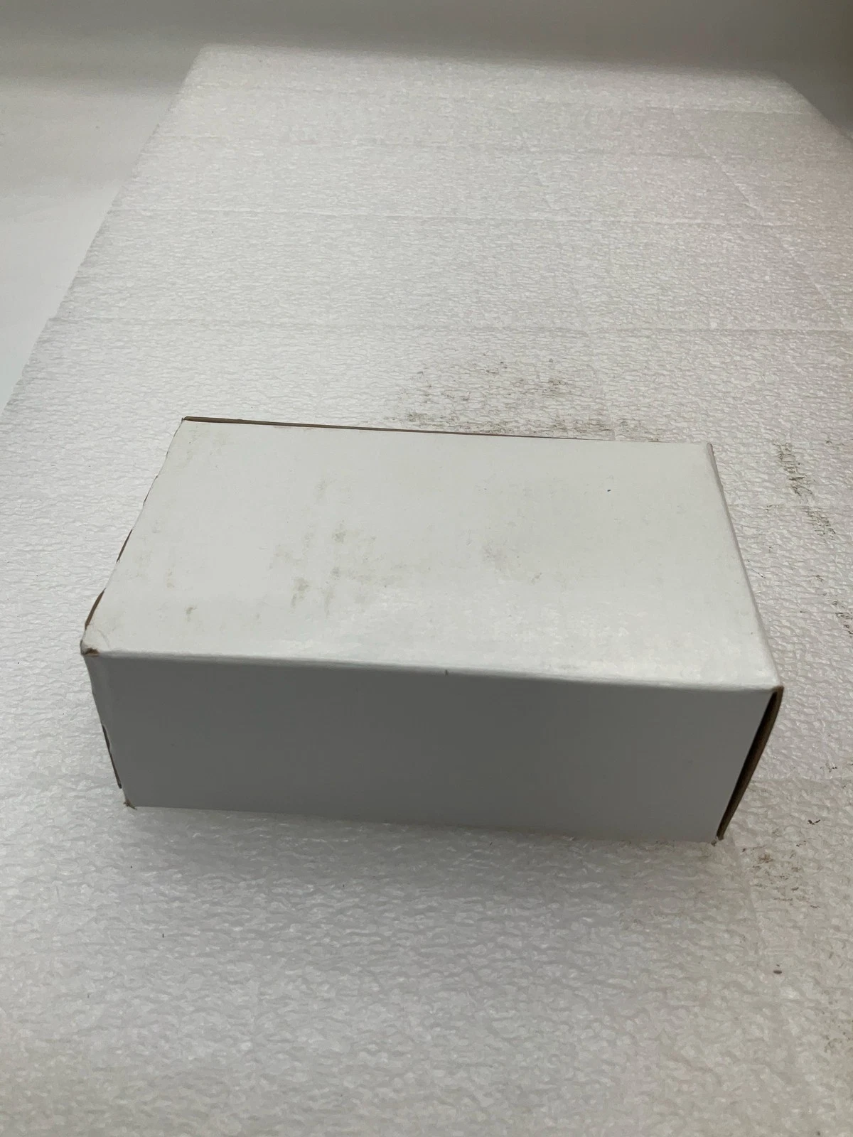 VERSA ESM-3011-44-XX-A120 Three-Way Solenoid Valve NEW - Image 3