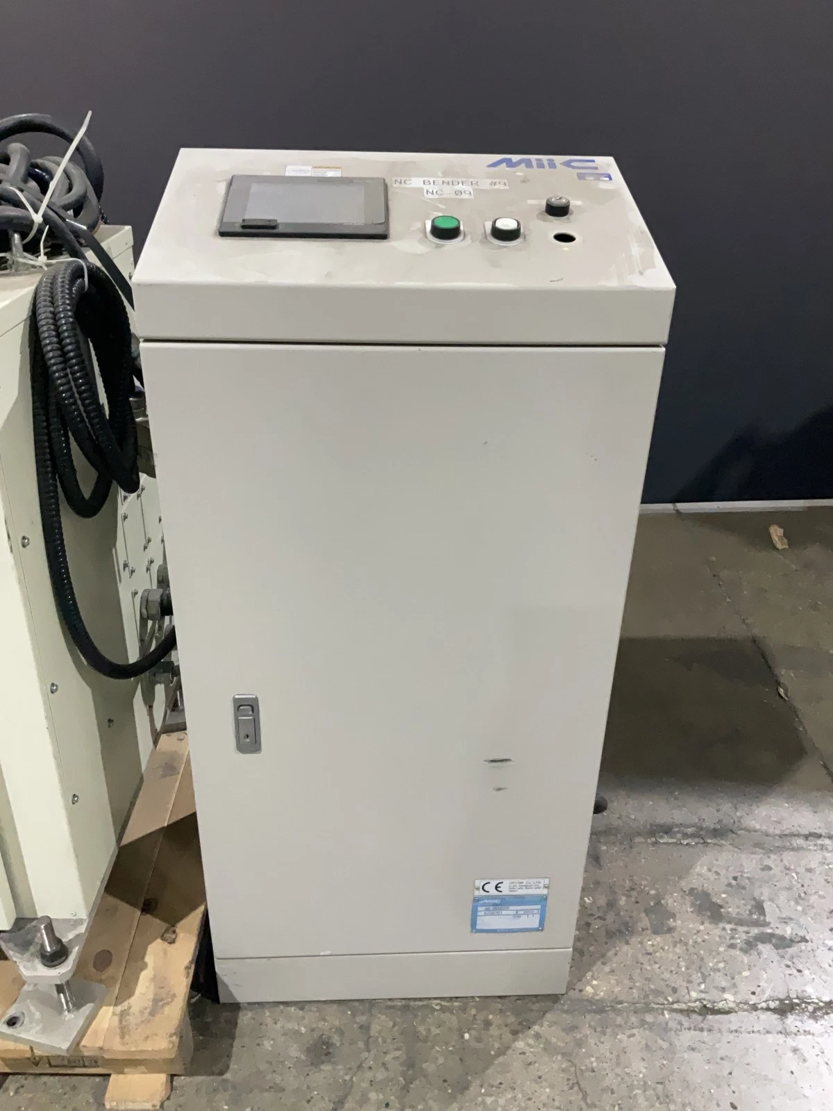 KAWASAKI FS020N-C Complete with D20F-D001 Controller & MiiC AB-Bender Unit USED - Image 13