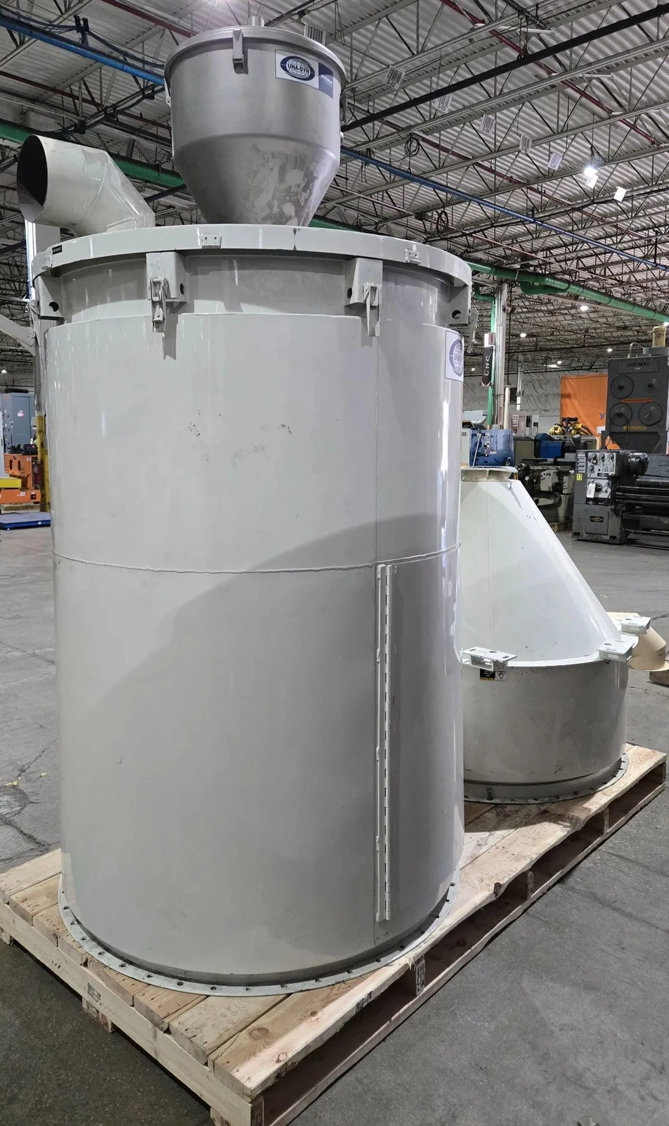 UNA-DYN Insulated Material Hopper USED - Image 7
