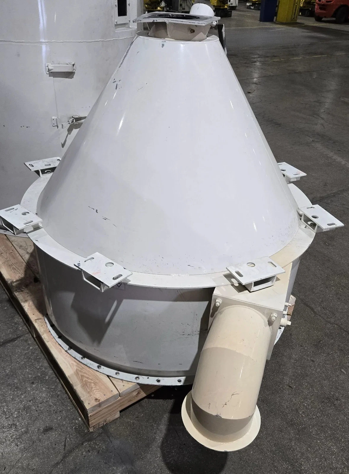 UNA-DYN Insulated Material Hopper USED - Image 8