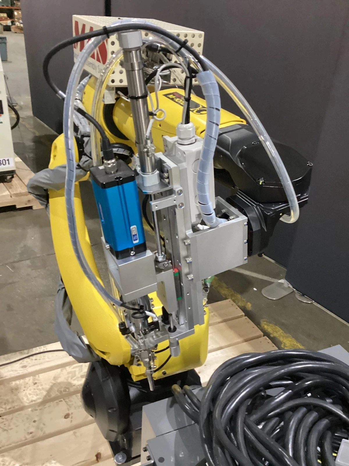 FANUC M-10iD/10L With R-30iB Plus Controller USED - Image 9