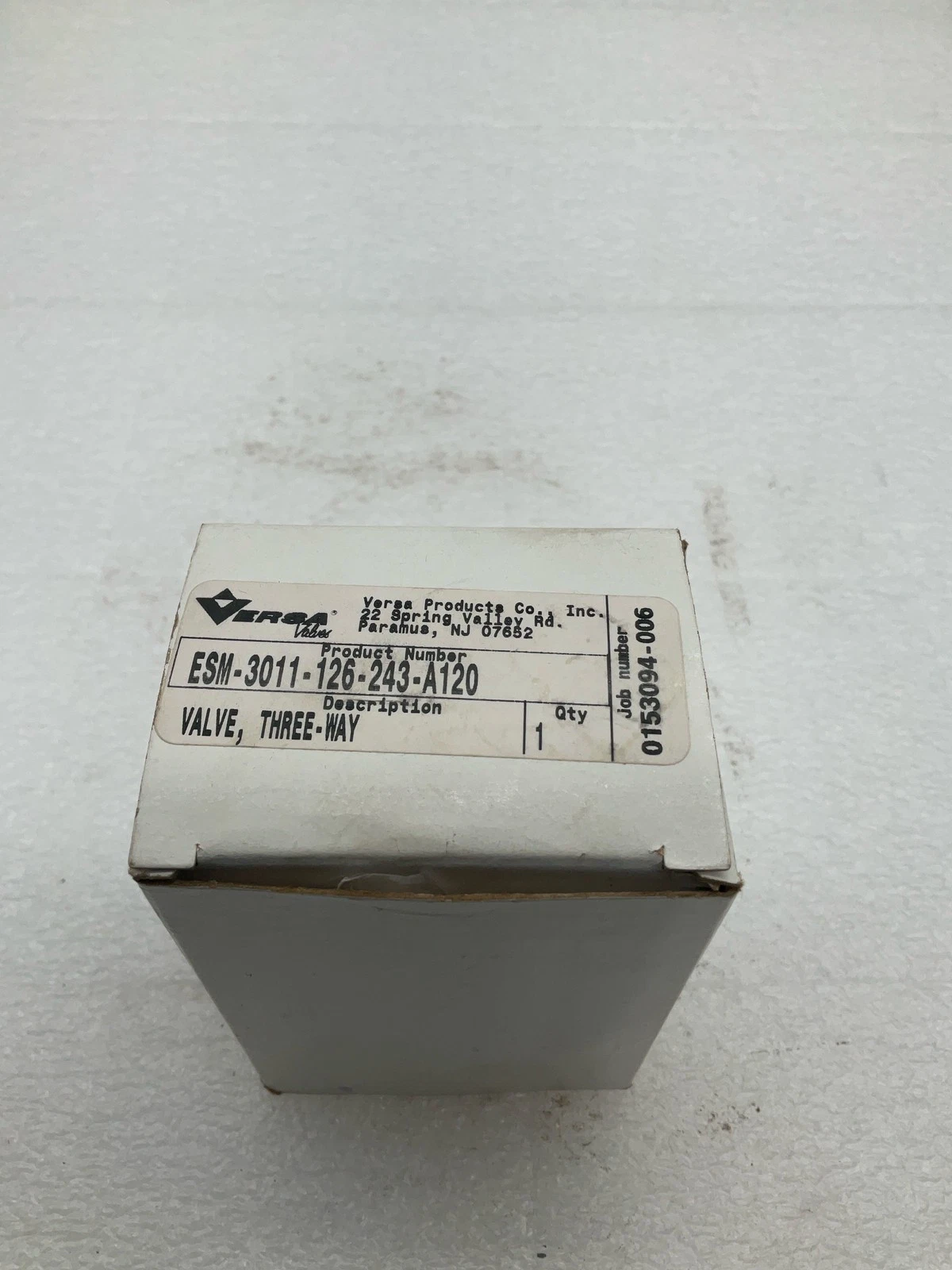 VERSA ESM-3011-126-243-A120 Three-Way Solenoid Valve NEW - Image 3