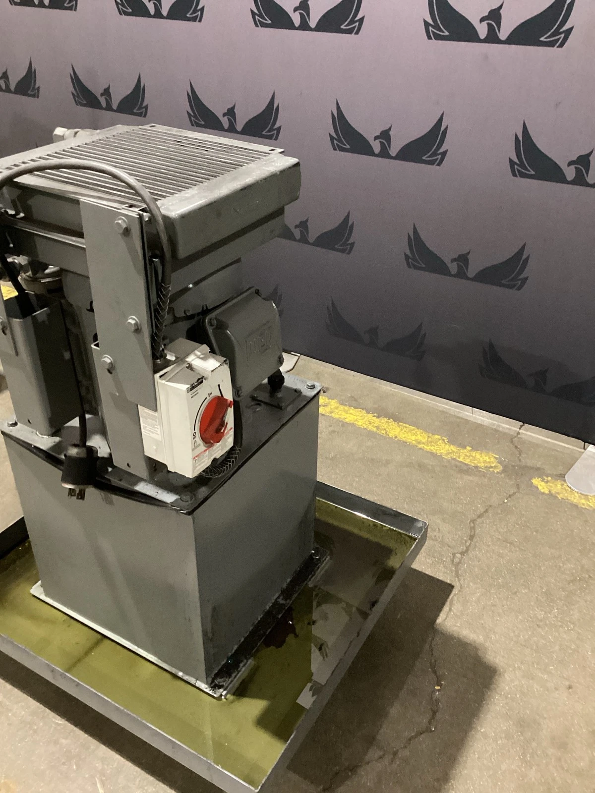7.5 HP Hydraulic Power Unit w/ Heat Exchanger 230/460V 3-Phase USED - Image 3