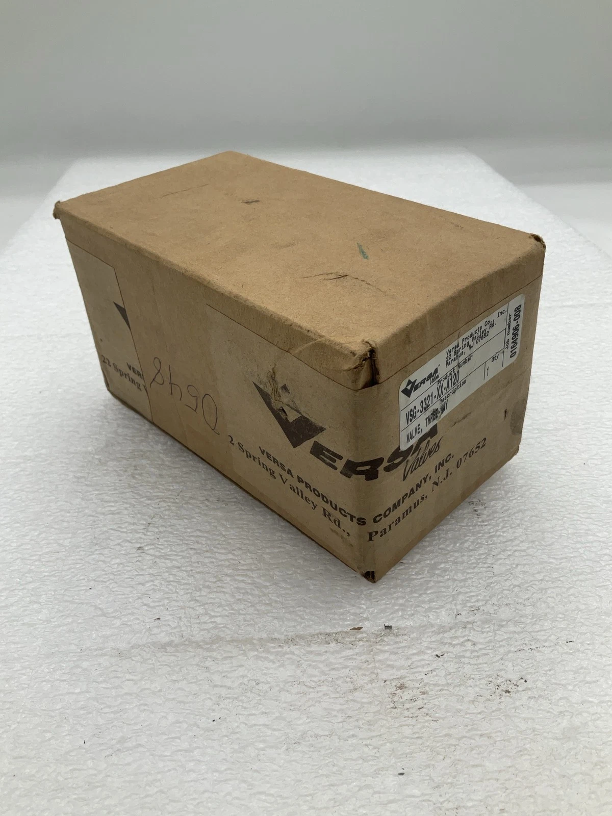 VERSA VSG-3321-XX-A120 Three-Way Solenoid Valve NEW - Image 3