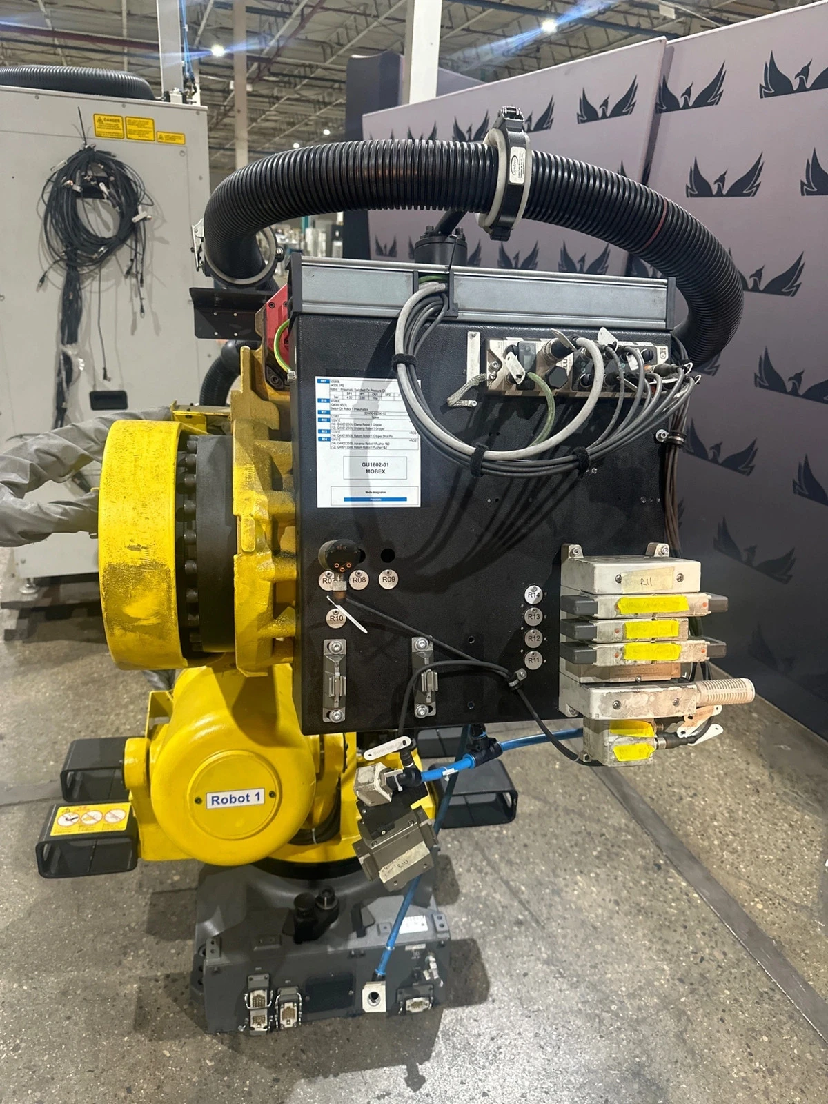 FANUC R-2000IC/165F INDUSTRIAL ROBOT WITH R-30IB CONTROLLER USED - Image 5