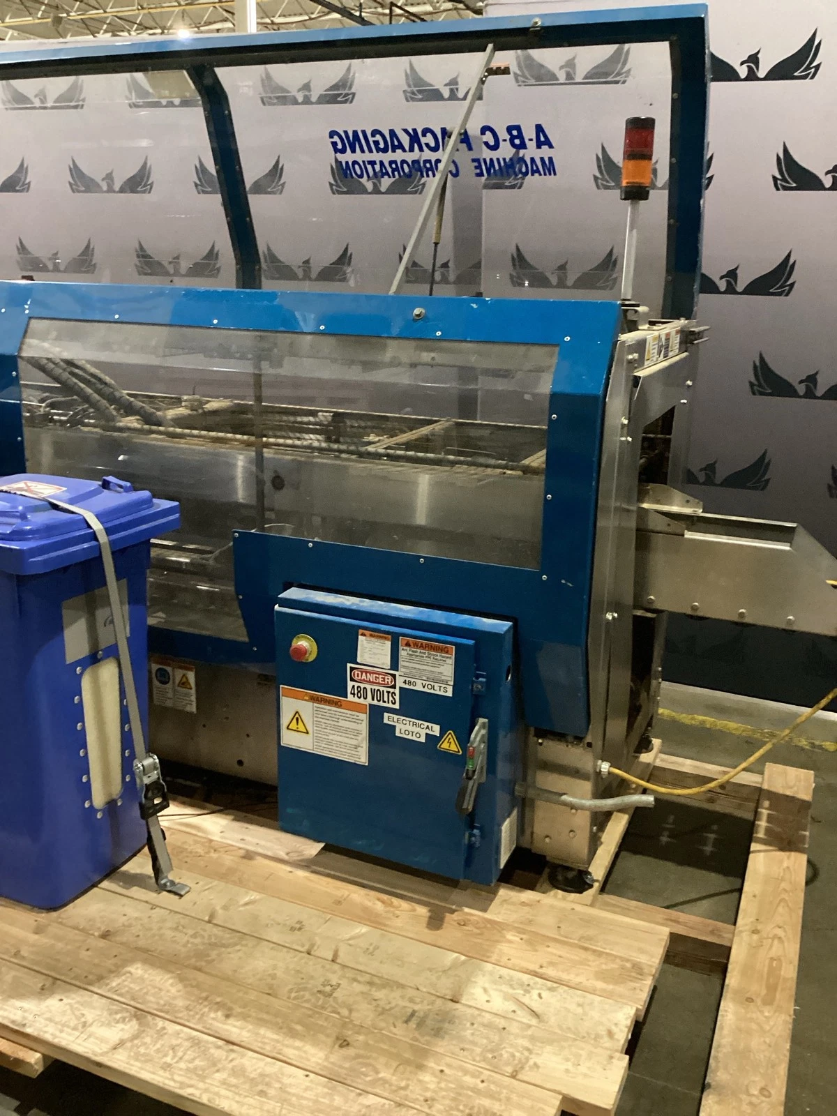 ABC Packaging Equipment Automatic Case Sealer With Nordson ProBlue 10 USED - Image 2