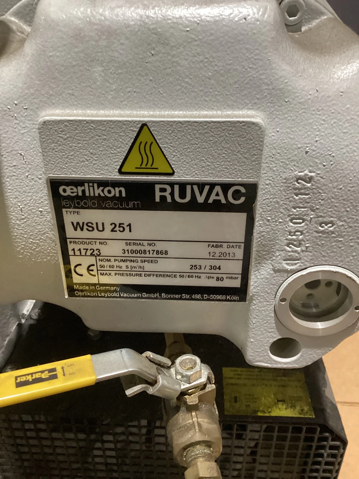 OERLIKON LEYBOLD SOGEVAC SV200-95027 Vacuum Pump System With RUVAC WSU 251 Booster USED - Image 5